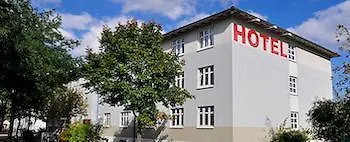 페르디난드 2* 베를린