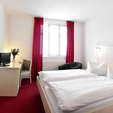 Ferdinand Szálloda Berlin